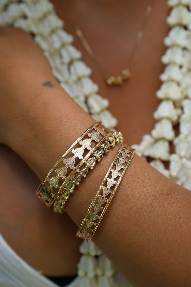 Mini Lei Pua Kalaunu (Crown Flower) Double Bangle