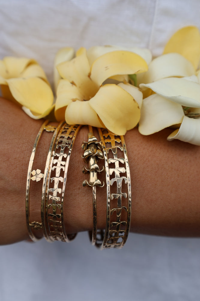 Mini Lei Puakenikeni Double Bangle