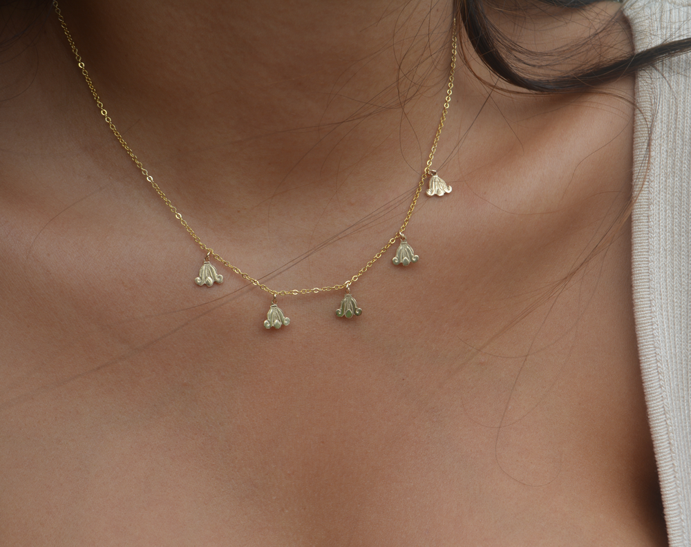 
            
                Load image into Gallery viewer, Multi Pua Kalaunu (Crown Flower) Necklace
            
        