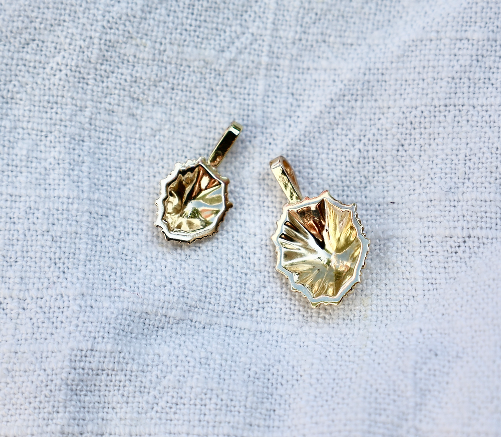 Solid Gold 'Opihi Pendant