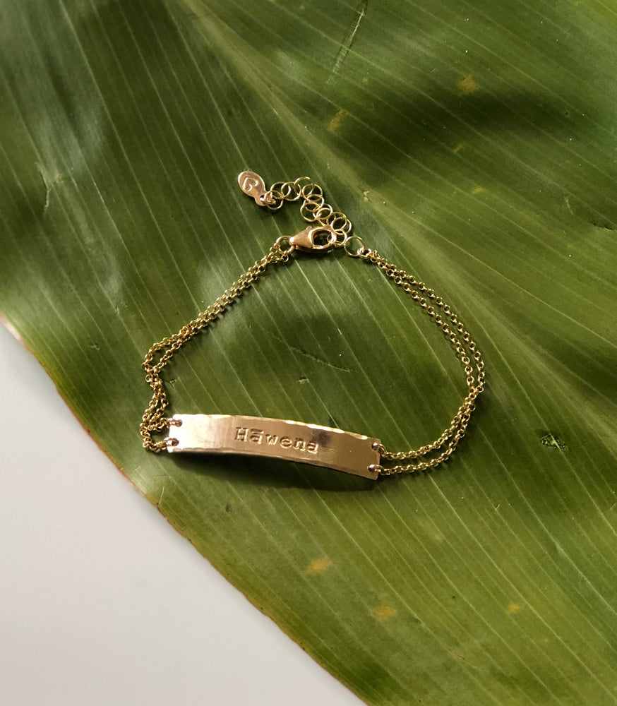 
            
                Load image into Gallery viewer, Custom Thick Bar Bracelet
            
        