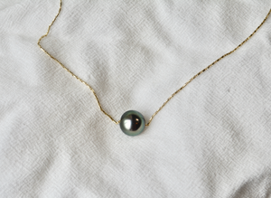 
            
                Load image into Gallery viewer, 14kt Tahitian Pearl Necklace
            
        