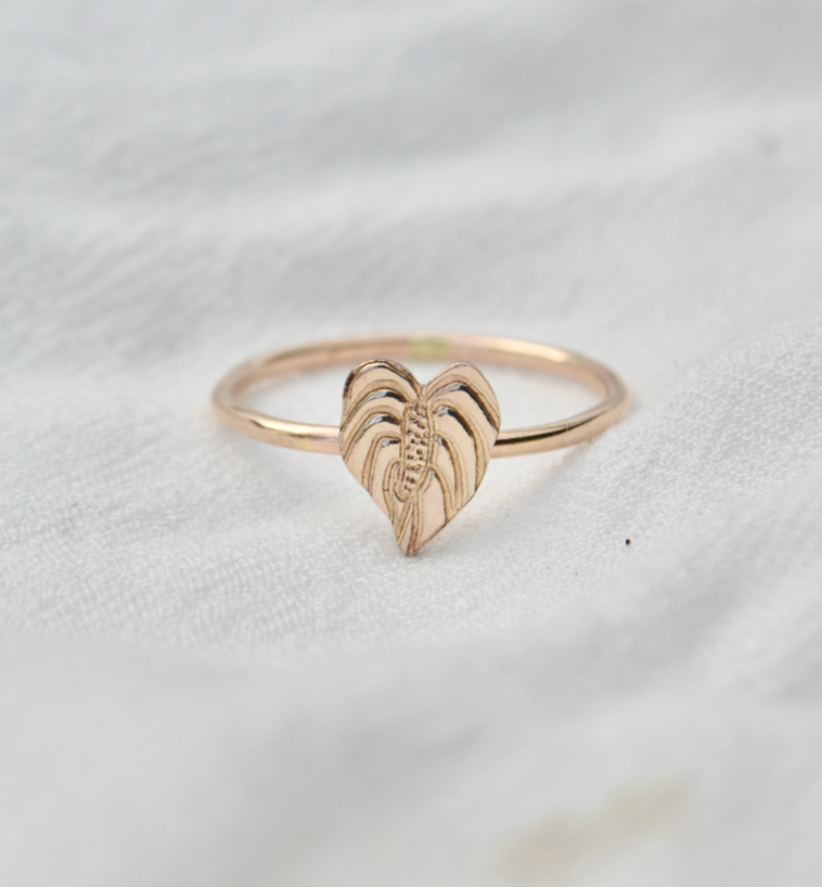 
            
                Load image into Gallery viewer, Anthurium Ring
            
        