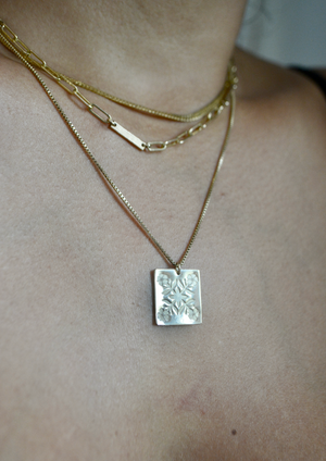 
            
                Load image into Gallery viewer, Square &amp;#39;Ulu Kuiki Necklace
            
        