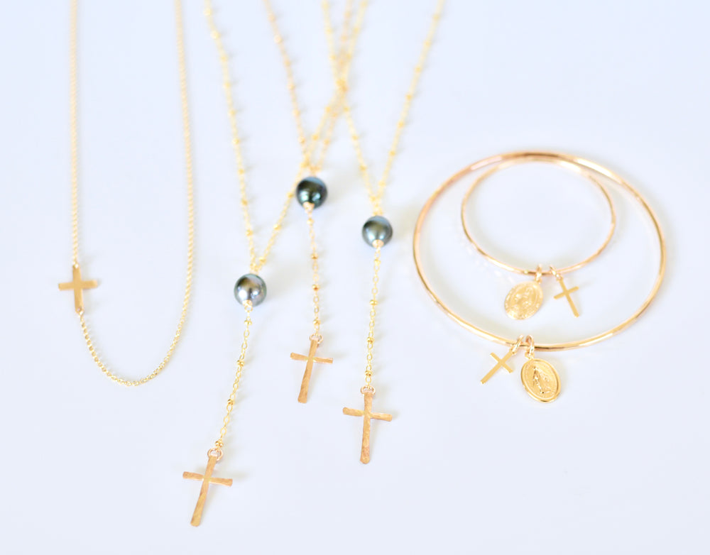 
            
                Load image into Gallery viewer, Sideways Cross Necklace
            
        