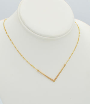 
            
                Load image into Gallery viewer, Chevron Necklace
            
        