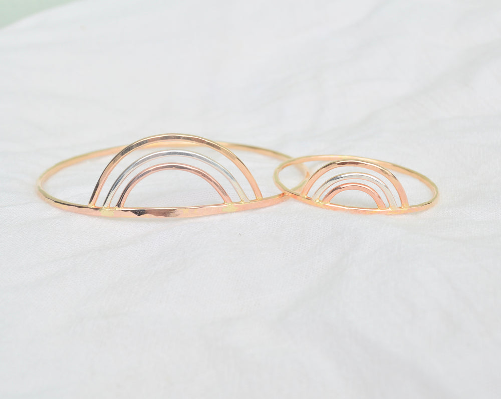 
            
                Load image into Gallery viewer, Keiki Over the Ānuenue Bangle
            
        