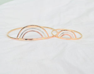 
            
                Load image into Gallery viewer, Keiki Over the Ānuenue Bangle
            
        